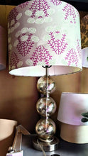 Load image into Gallery viewer, Beautiful bubble table lamp with design tube shade
