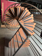 Load image into Gallery viewer, 14’ x 4’ gold spiral staircase iron Rental
